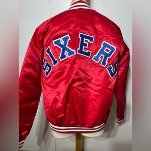 NEW! Vintage Chalk Line M Philadelphia 76ers Starter Style Spellout Jacket 💥💥